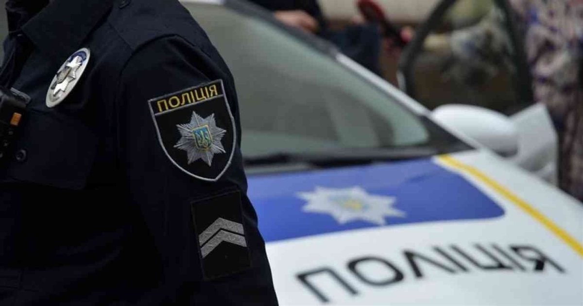 Троє чоловіків на Звягельщині побили поліцейських та погрожували їм вбивством