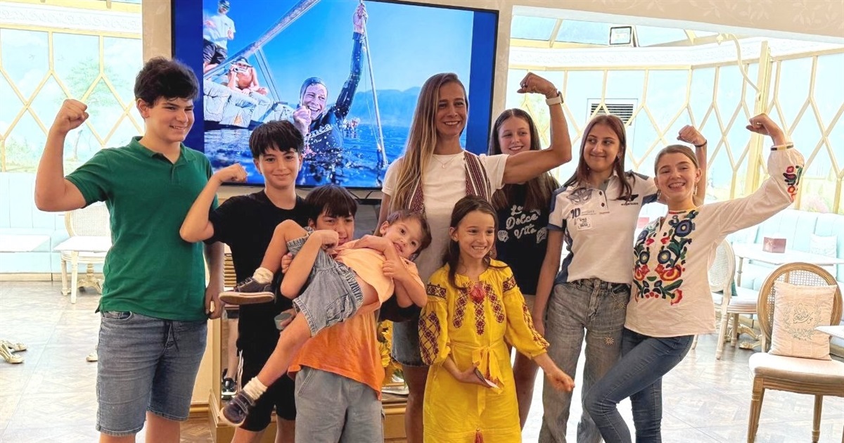 Від глибин океану до дитячих сердець: чемпіонка світу Наталія Жаркова завітала до школи «Дивосвіт»