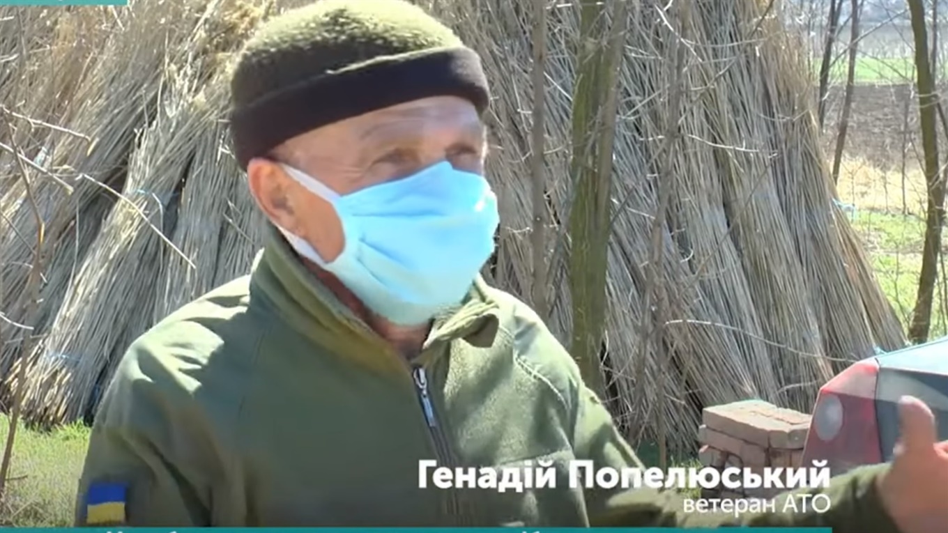 Под Константиновкой ветеран АТО будет выращивать шиповник. В Европе из него делают вино и косметику