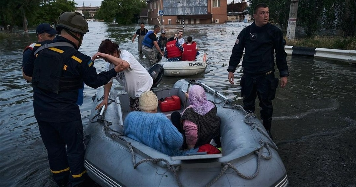 Підрив ГЕС та обстріли. Підприємець з Каховки обурений через відсутність уваги світу до його регіону