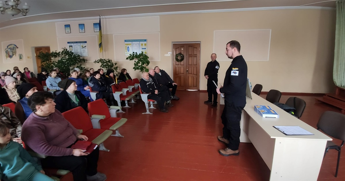 Діти, батьки та вчителі Білопільщини навчаються мінній безпеці: тепер це можна робити на сайті
