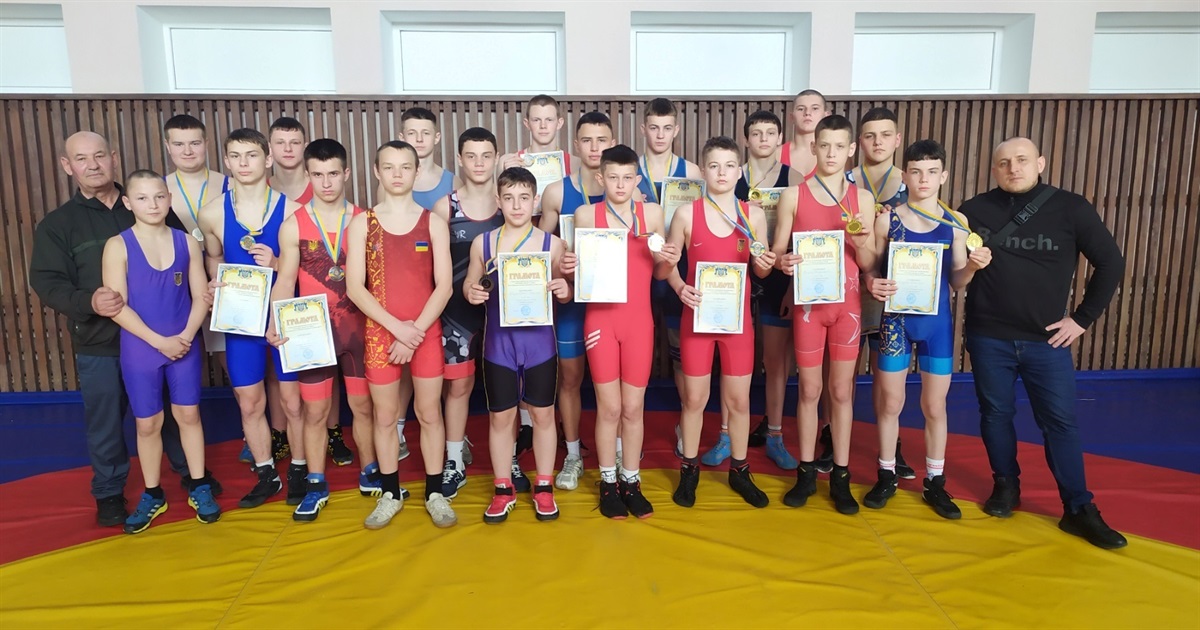 Юні борці-"класики" зі Звягеля вибороли медалі на чемпіонаті Житомирської області: імена переможців