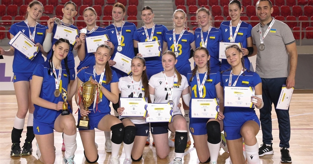 Під прапором України: калинівчанка впродовж року зіграла за волейбольні збірні двох вікових груп