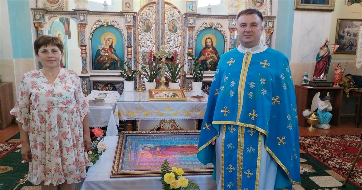 Богородична плащаниця – плід християнської любові кривенчанки Ганни Стецької