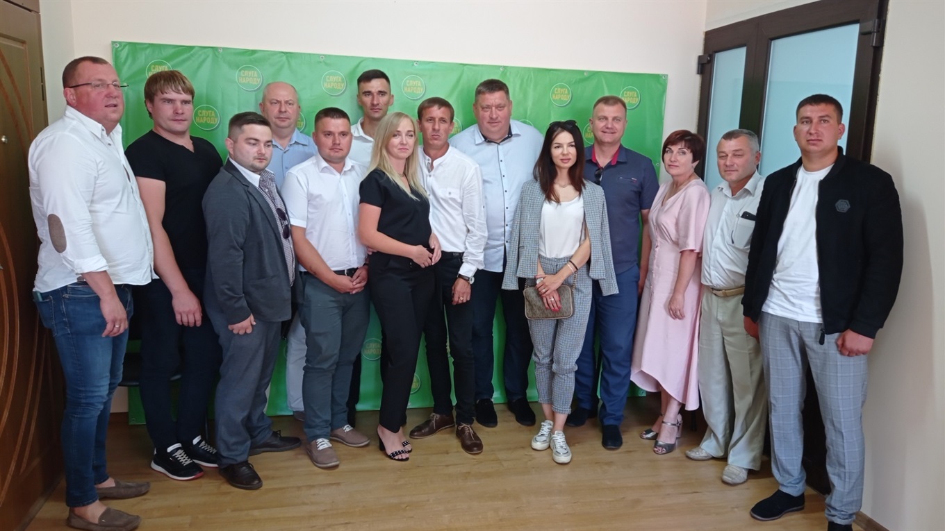 У Вараші відкрили офіс районної організації партії «Слуг народу». Тепер шукають достойних кандидатів