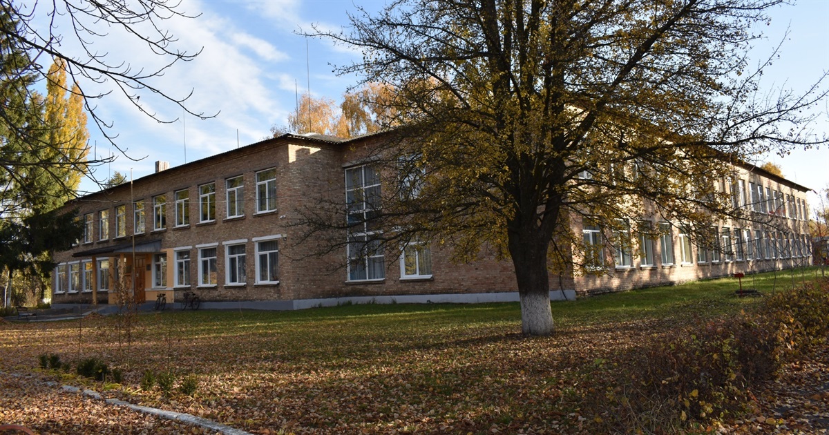 На Переяславщині вісьмох невакцинованих педагогів відсторонили від роботи