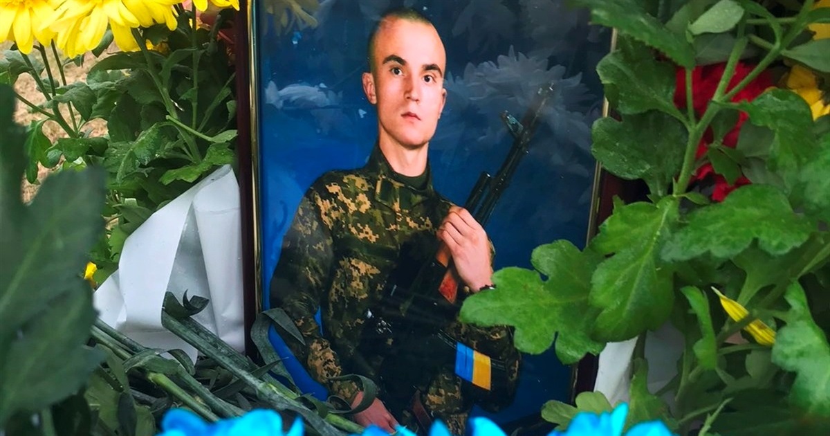 У Любиковичах провели в останню путь захисника України