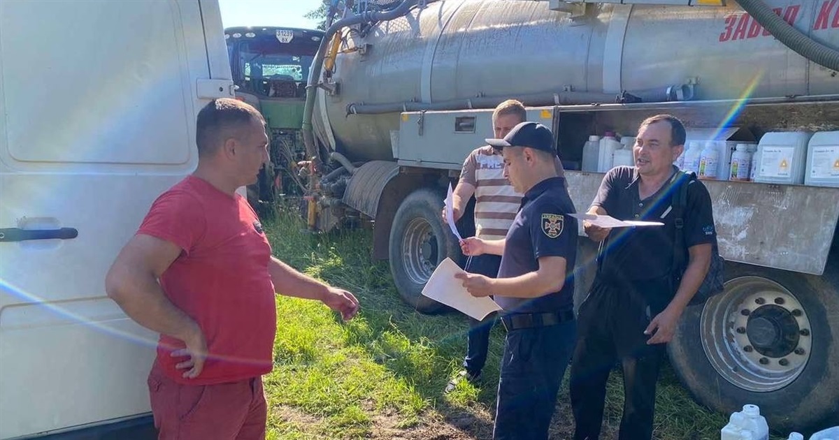Пожежа в Борщівці: знищено сінник і сіно