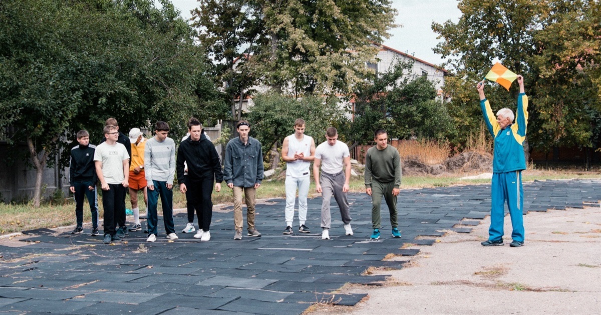 Університет у Переяславі провів крос і перетягування линви до Дня працівників освіти