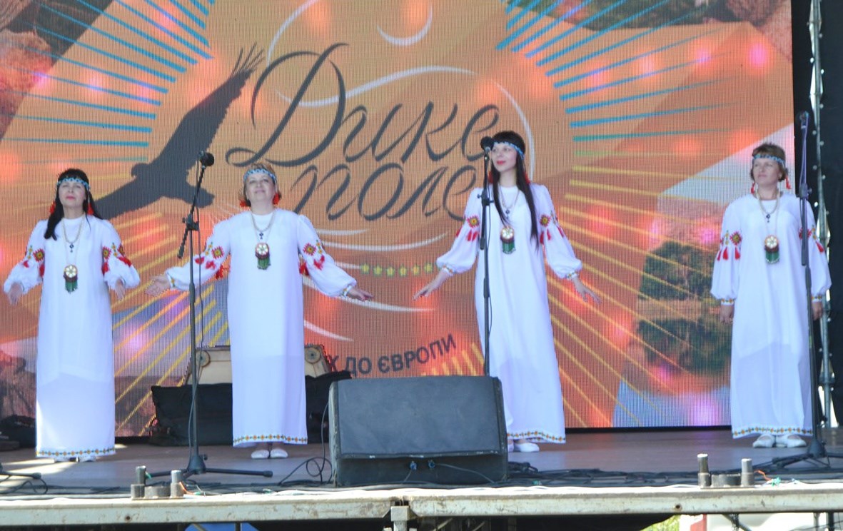 Артисти Покровського району відкривали фестиваль-реконструкцію на Дикому полі