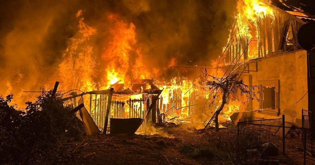 Росіяни знову завдали удар шахедами по Ізмаїлу: зруйновано лікарню, є постраждалі