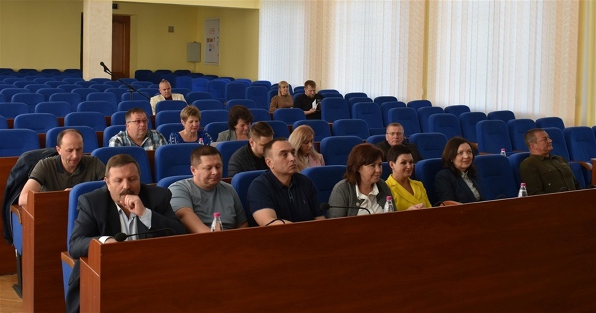 У Звягелі відбулося засідання виконавчого комітету: які рішення ухвалили