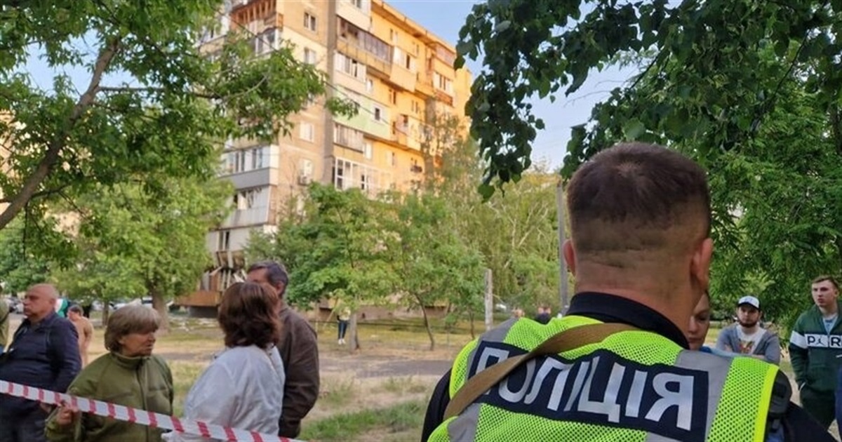 Внаслідок ракетної атаки у Києві загинули троє людей, серед них — мати з 11-річною донькою