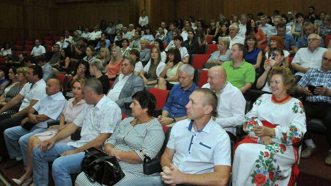 В Запорожье чествовали предпринимателей: кого наградили из мелитопольцев?