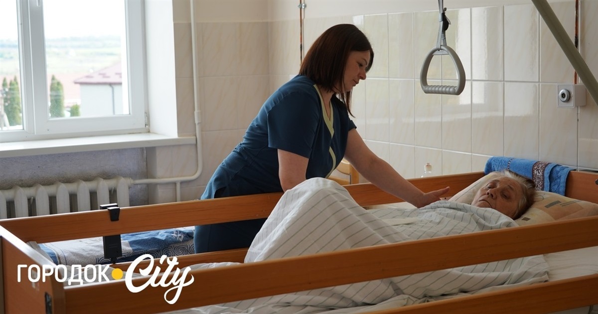 Не просто робота, а покликання. Медсестри Городоцької лікарні відзначають професійне свято