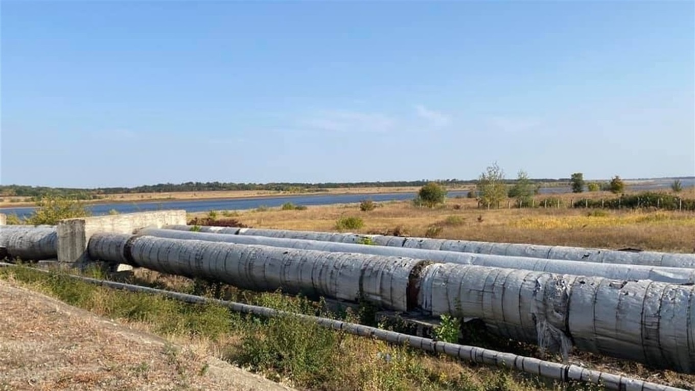 Водяники пояснили, чому воду на Лозову подають за зниженим тиском