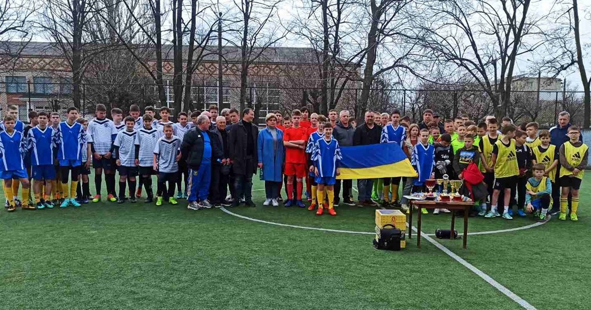 Первомайські юнаки перемогли у благодійному футбольному турнірі