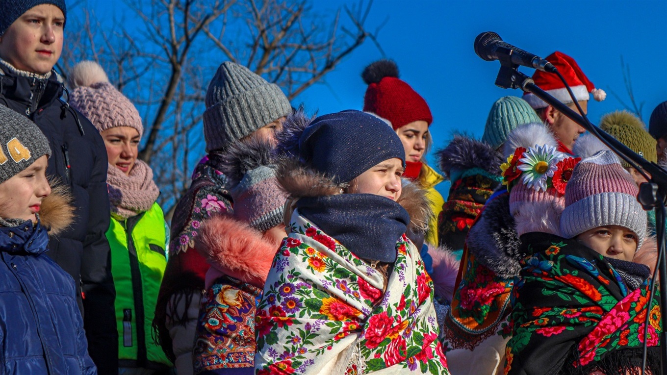 В Никополе прошел рождественский этнофестиваль «Різдвяна зірка»