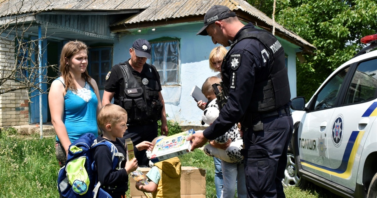 У Жмеринській громаді поліцейські підтримують сім’ї переселенців