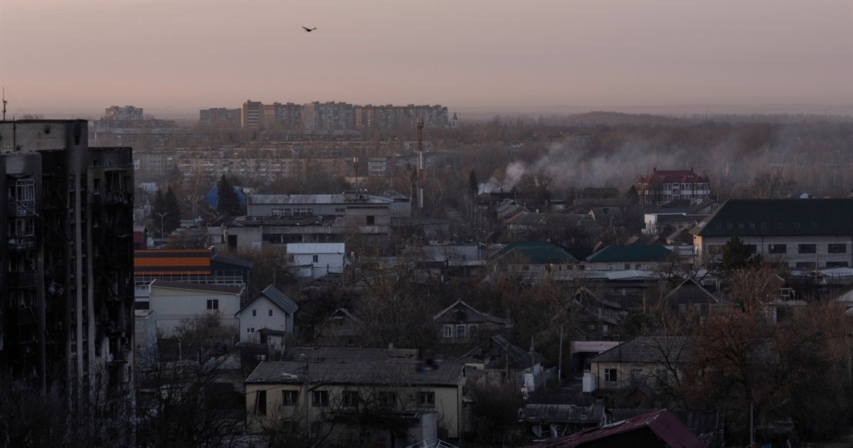 Окупанти намагаються оточити Покровськ. Бійці ЗСУ йдуть по 15-20 кілометрів пішки до позицій