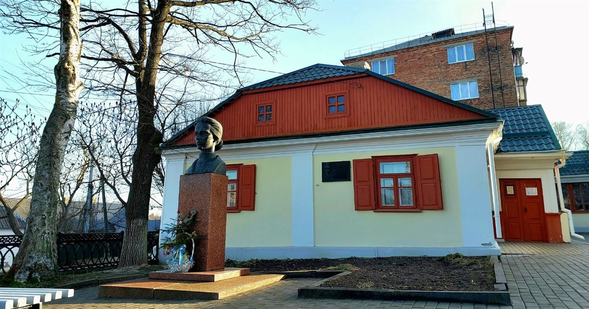 У музеї Лесі Українки у Звягелі відновили екскурсії