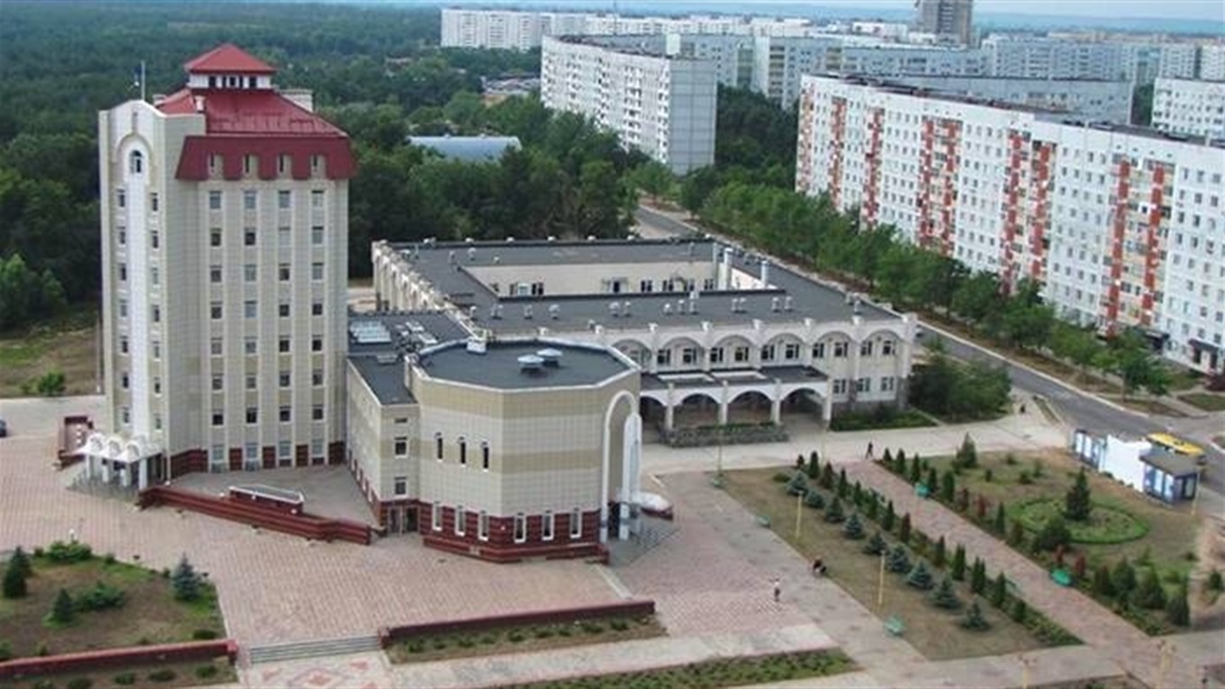 В Енергодарі  хворий на COVID-19 помер, до Нетішина коронавірус занесли з Почаєва