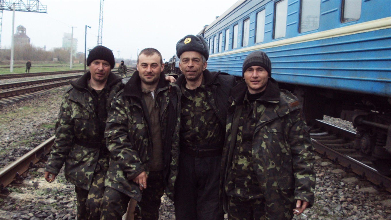 Бійця Сергія Лазенка ідентифікували за татуюванням. Згадуємо про героя разом із його дружиною