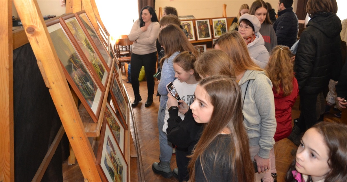 Молодь Чорткова знайомилася з творчістю художника-авангардиста чортків’янина Александра Блондера