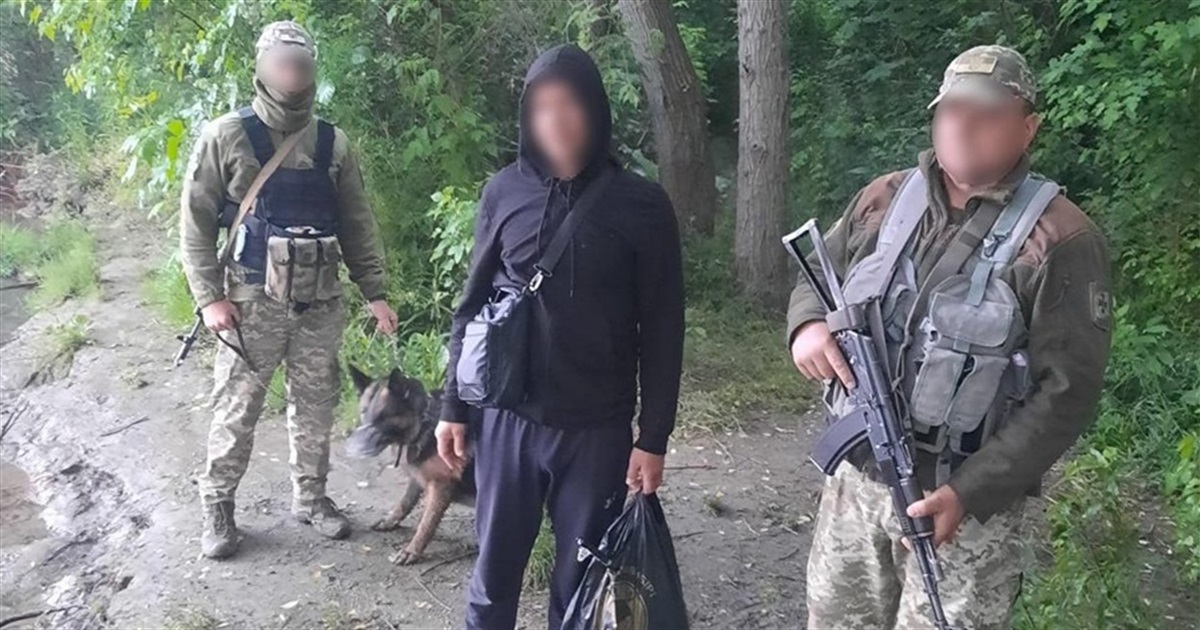 Через границу – на надувной подушке: пограничники поймали нарушителя