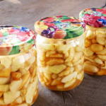 Яблука тушковані з цукром