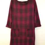 Яскрава сукня