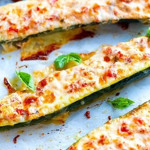 Кабачки з начинкою з ковбаси