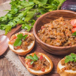 Ікра з баклажанів з волоськими горіхами