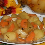 Салат з кабачків з морквою та соєвим соусом