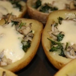 Фарширована картопля з грибами