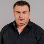  Петровірівський сільський голова‎  Артем Сергійович Демчуков
