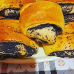 Булочки з маком