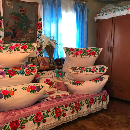 Ліжко з периною 