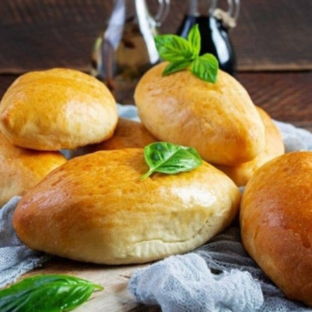 Пиріжки з грибами та картоплею