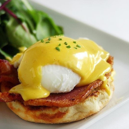 Яйце Бенедикт