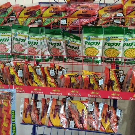 Прикормки та наживки