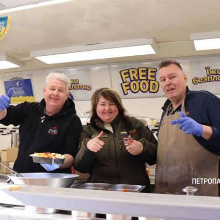 Голландський фастфуд у Дмитрівці