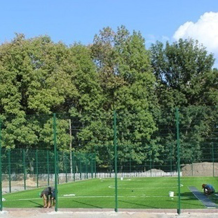 Будівництво спортивного майданчика у Гущинцях