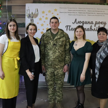 Любі читачі, дорогі краяни, вітаємо вас з Новим роком!