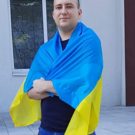 Дмитро Костянтинович Ковальов, учитель інформатики та класний керівник                                                               Петропавлівської ЗОШ №1