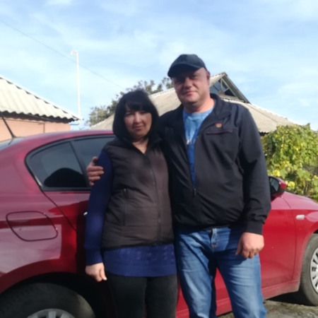 Юлія та Віталій  Полозенко,  смт Петропавлівка 