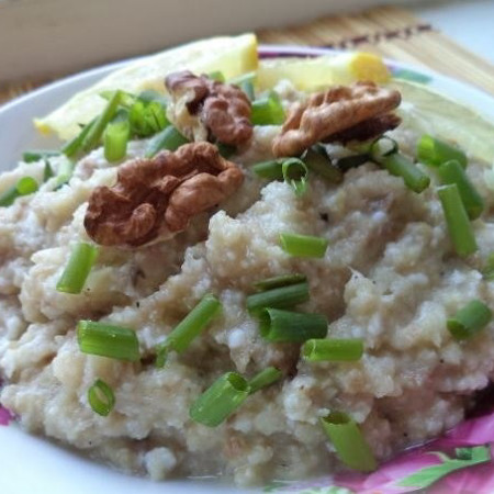 Форшмак із горіхами та зеленню