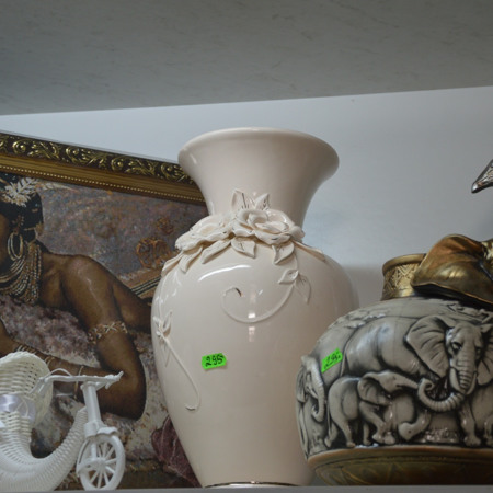 Вази та фоторамки