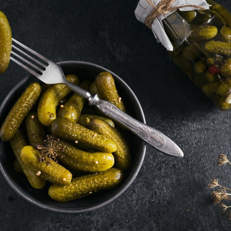 Класичні мариновані огірки