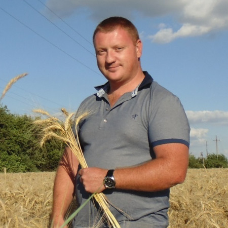 Дорогі трударі СФГ «Едельвейс»! Шановні односельці, трударі сільського господарства! 